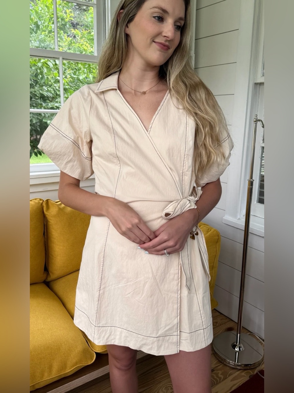Light Pink Wrap Short-Sleeve Dress - Elegant Everyday Style